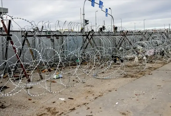 Polonya, Belarus sınırındaki Kuznica ve Bobrowniki kapılarını yeniden açtı