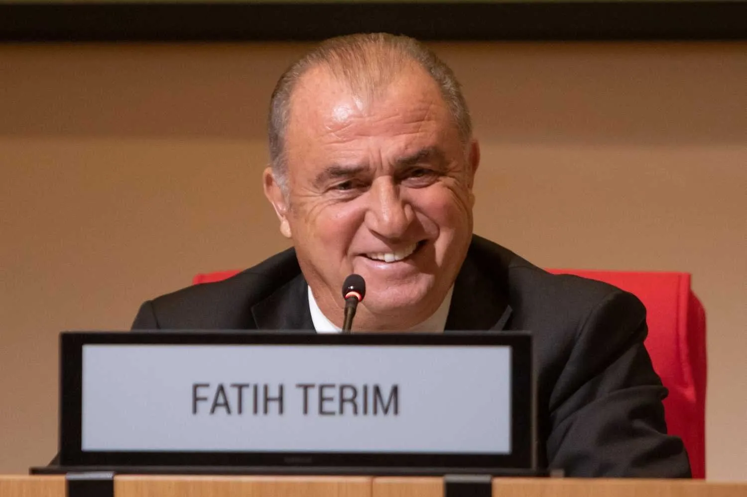 Fatih Terim'den Galatasaray sözleri! "Arsene Wenger gibi 20 sene kalsam..."