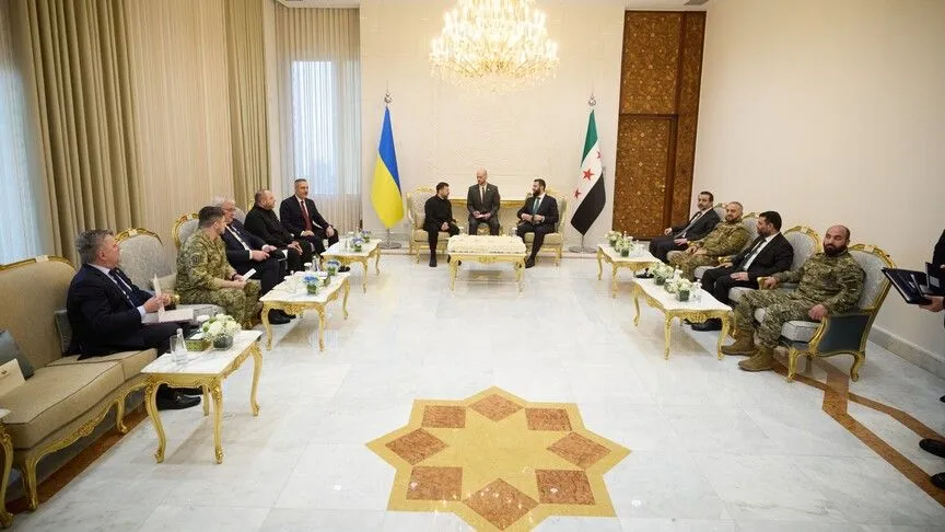 Bakan Fidan, Şam'da Suriye Cumhurbaşkanı Şara ve Ukrayna Devlet Başkanı Zelenskiy ile görüştü