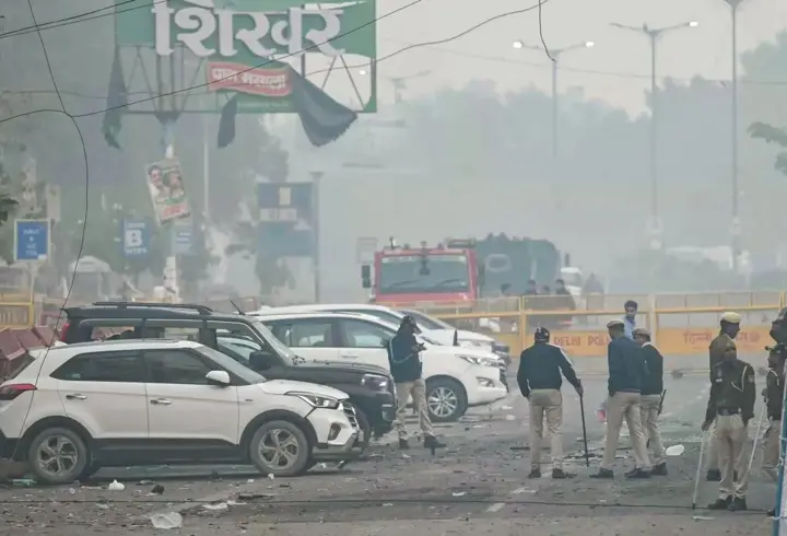 Yeni Delhi’de araç patlaması: 8 ölü, terörle mücadele kapsamında soruşturma