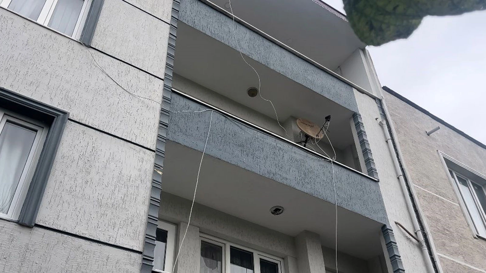 Bursa'da feci olay! Dengesini kaybedip evinin balkonundan düştü