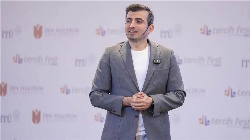 Baykar Yönetim Kurulu Başkanı Bayraktar, TercihFest 2025'te üniversite adaylarıyla buluştu