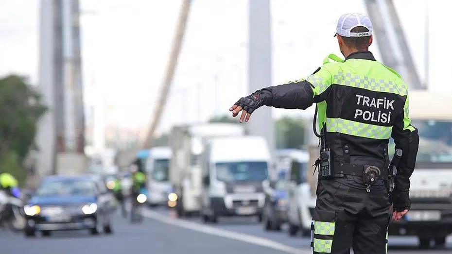 Trafik cezalarını artıran teklifin 10 maddesi kabul edildi