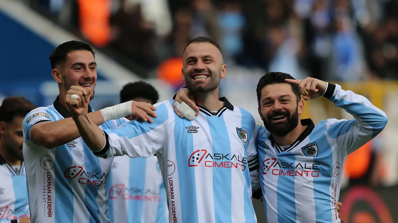 Erzurumspor Fk, Eyüpspor'u 2 Golle Mağlup Etti