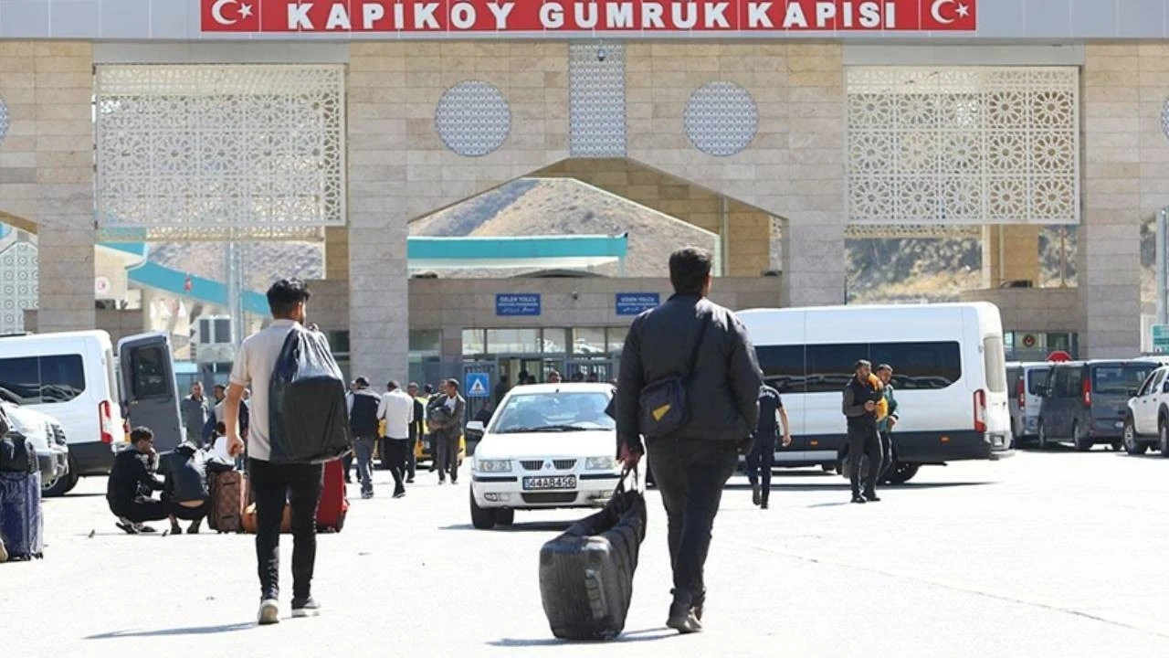 İsrail saldırılarından kaçan İranlıların rotası Türkiye
