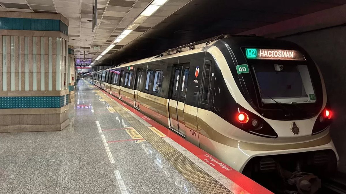 İstanbul'da Aksayan Tramvay Ve Metro Seferleri Yeniden Başladı