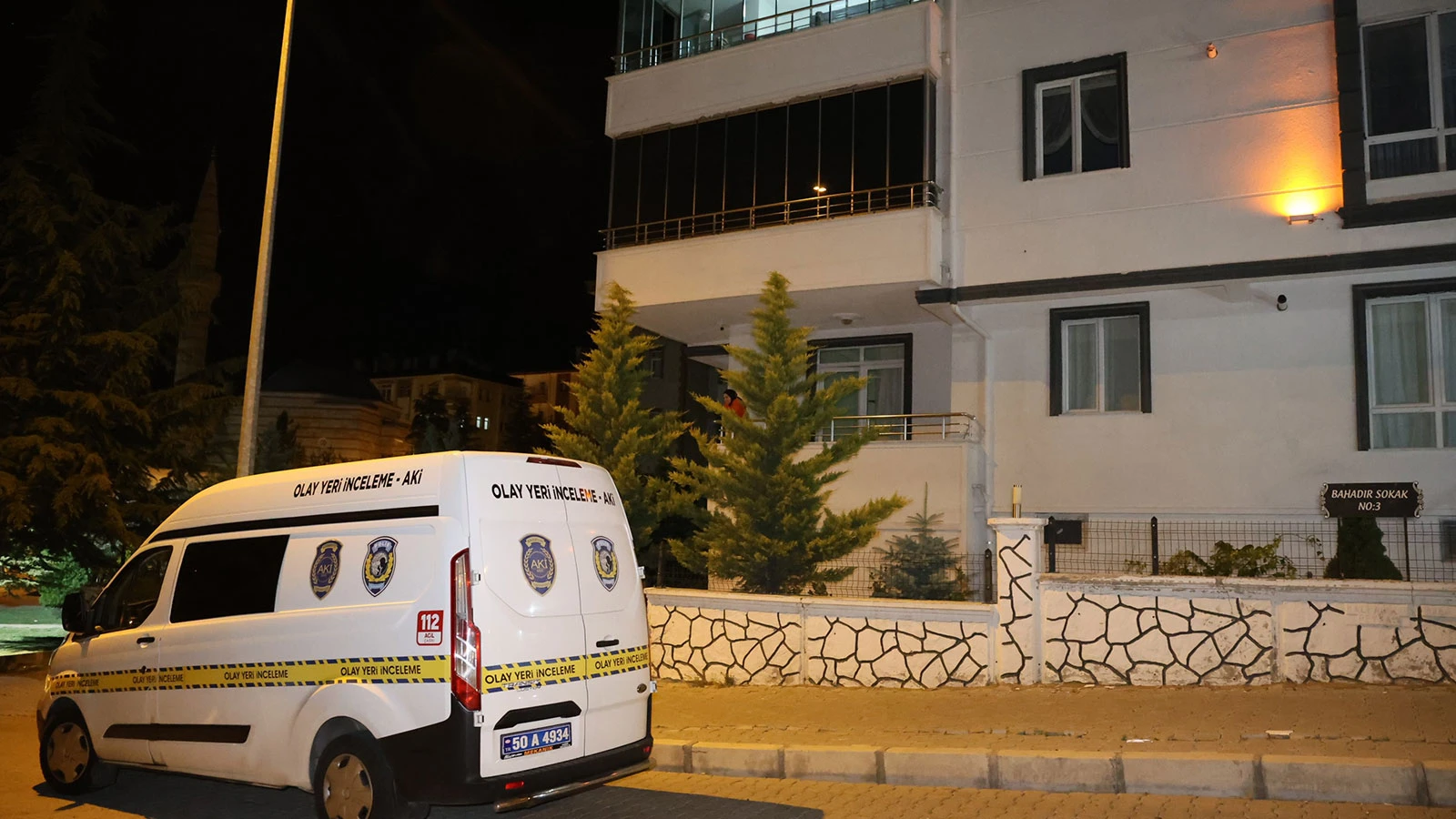 Nevşehir'de balkonda sigara içen 15 yaşındaki kız çocuğu, aşağıya düştü