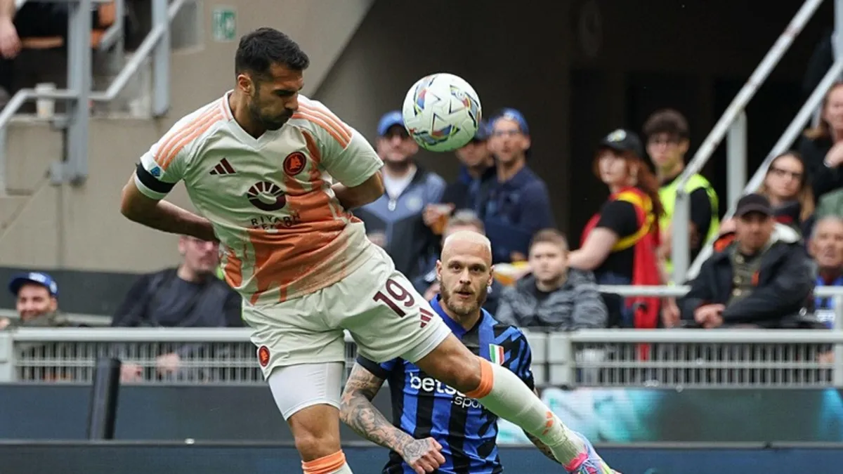 TRANSFER HABERİ - Beşiktaş'tan Zeki Çelik kapışması! İngiliz ekibi de peşinde