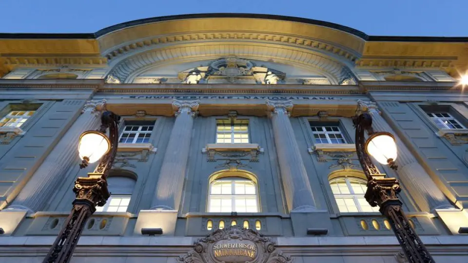 İsviçre Merkez Bankası'ndan 5,2 milyar franklık müdahale