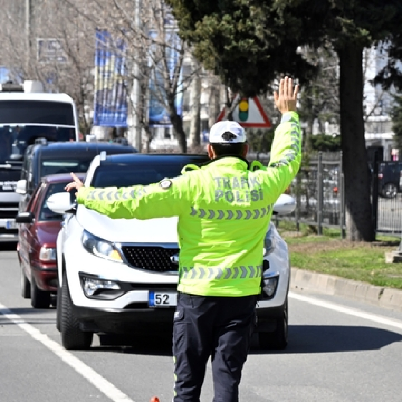 23 Nisan kapalı yollar