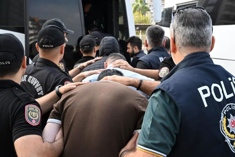 7,6 milyar liralık bahis operasyonu: 17 şüpheli tutuklandı