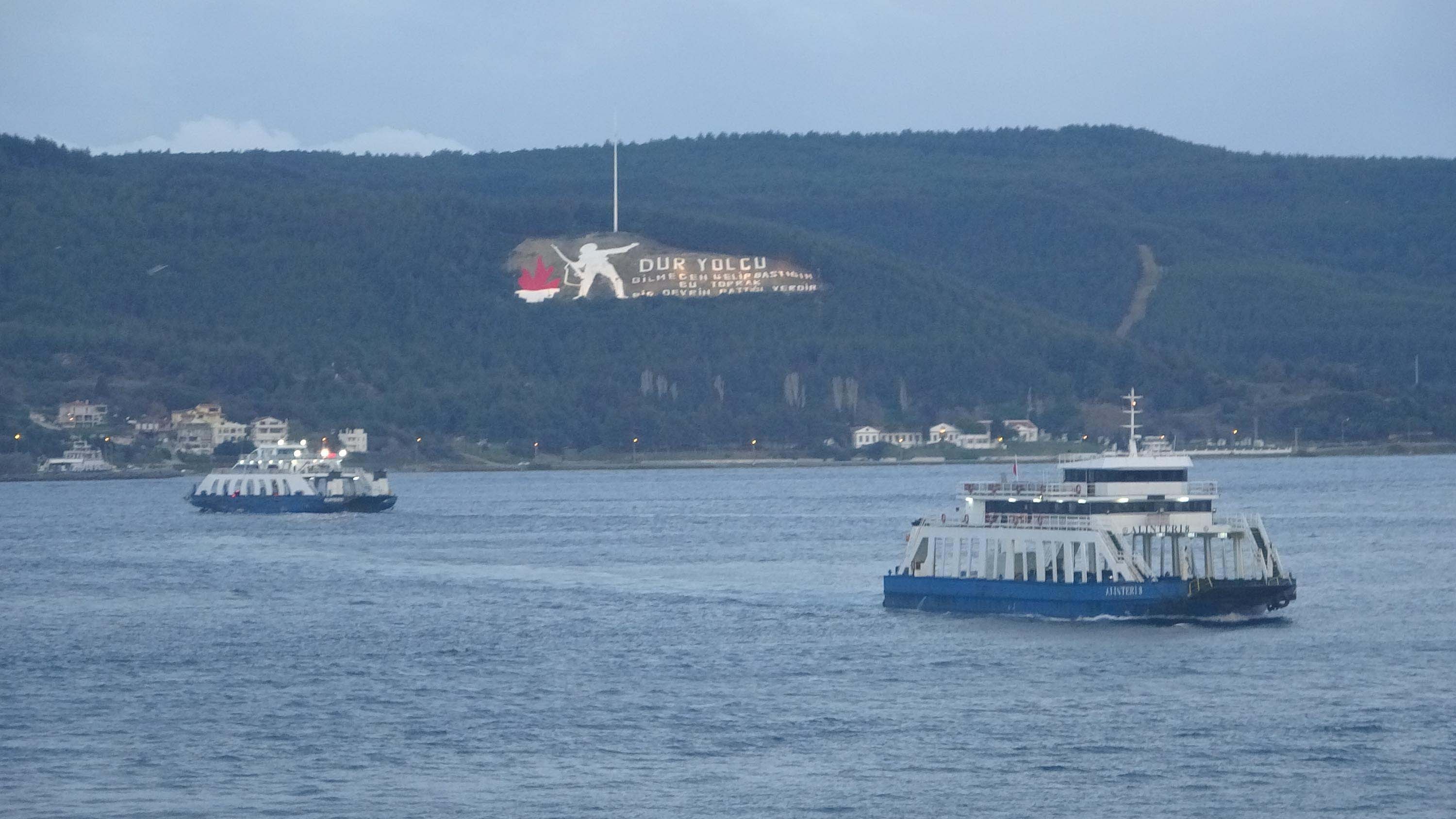 Çanakkale'de fırtına engeli: Ada seferleri iptal edildi