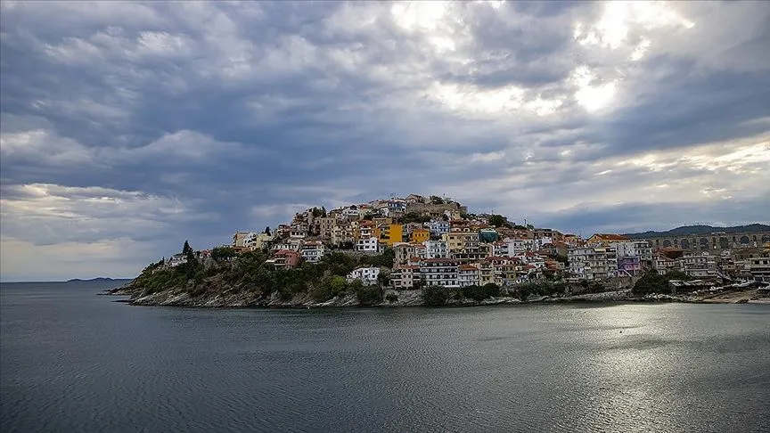 Yunanistan turizm sezonuna 80 bin personel eksiğiyle giriyor