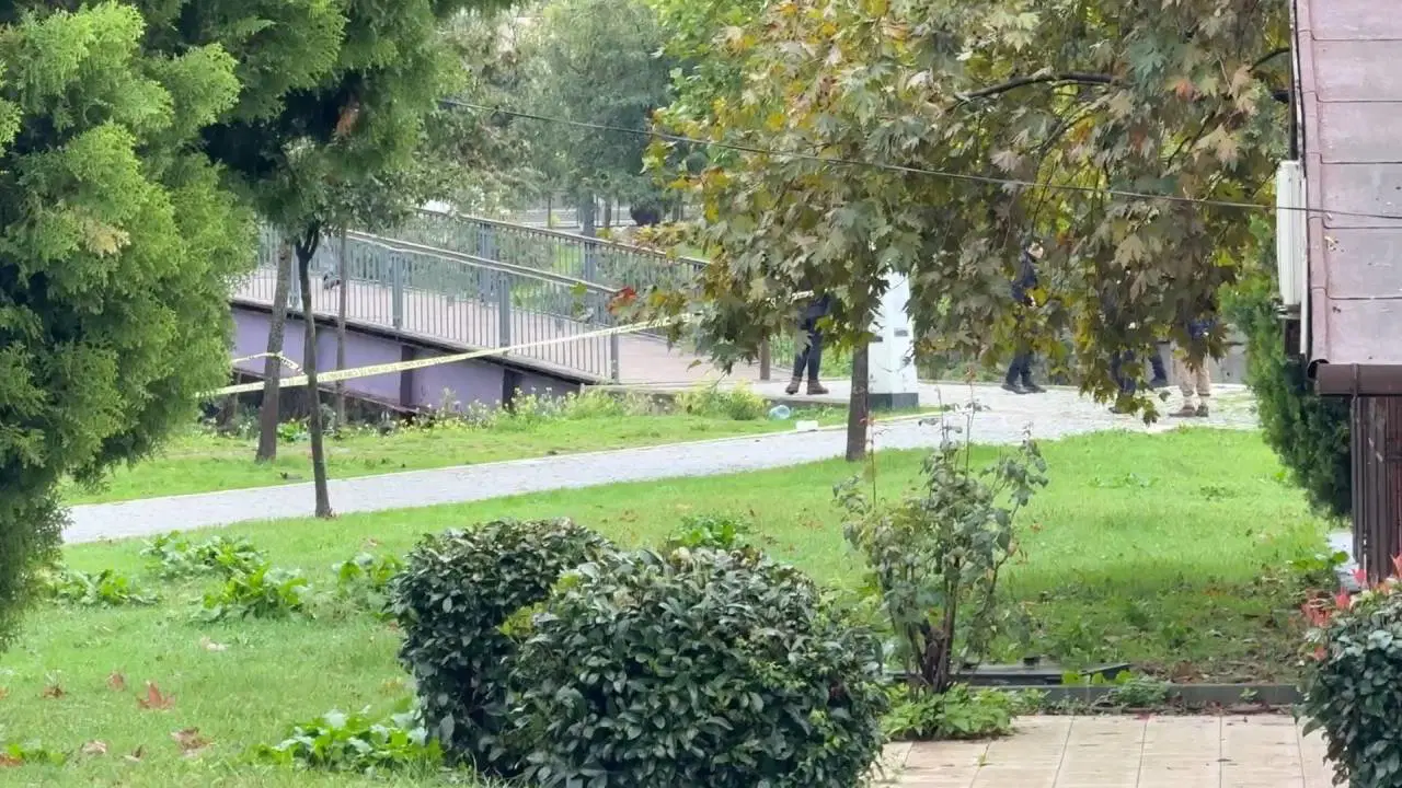 Son Dakika... Kağıthane'de Dere Kenarında Ceset Bulundu: Selde Hayatını Kaybetmiş Olabileceği Değerlendiriliyor