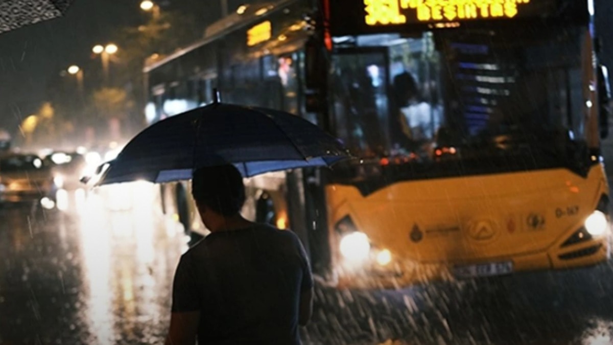 İstanbul'a yağmur sürprizi! Meteoroloji saat verdi