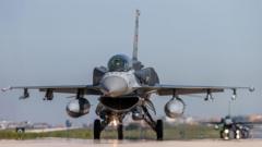 Balıkesir'de F-16 düştü, pilot hayatını kaybeti