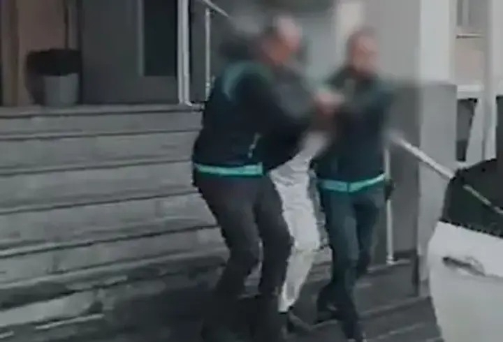 Boşanma aşamasındaki eşini bıçaklayarak öldüren koca, tutuklandı