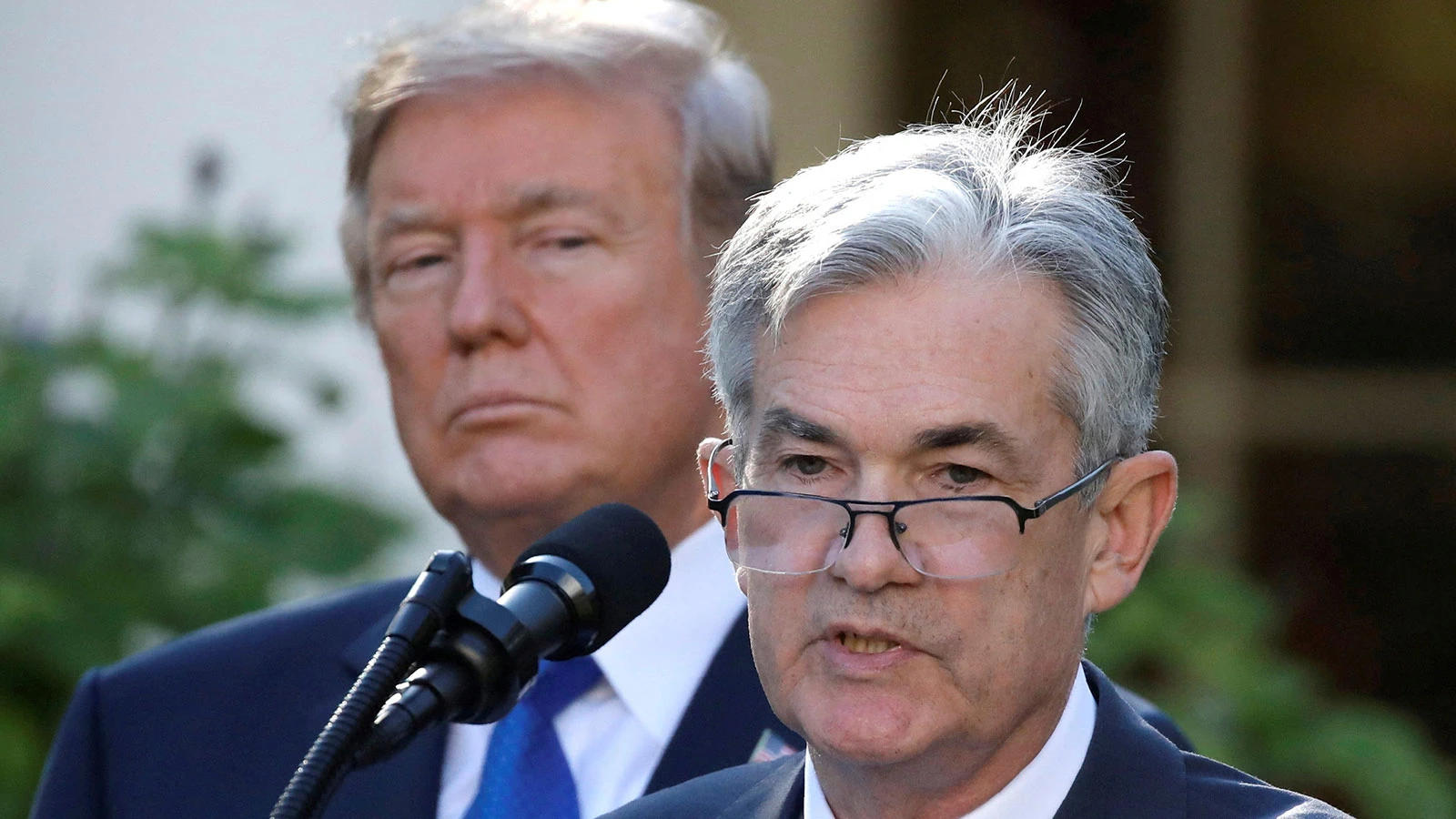 Trump: Fed Başkanı Powell'ın işine bir an önce son verilmeli