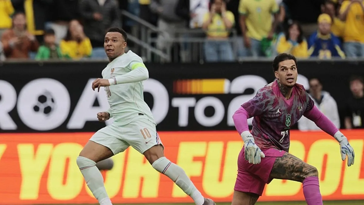 FENERBAHÇE HABERLERİ - Ederson'u topa tuttular! İşte o eleştiriler
