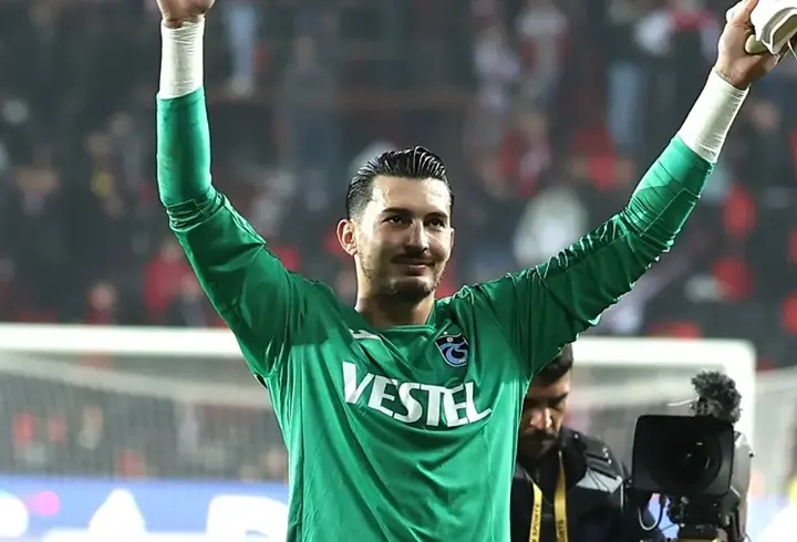 Fenerbahçe'ye transferi konuşulan Uğurcan Çakır'dan flaş paylaşım