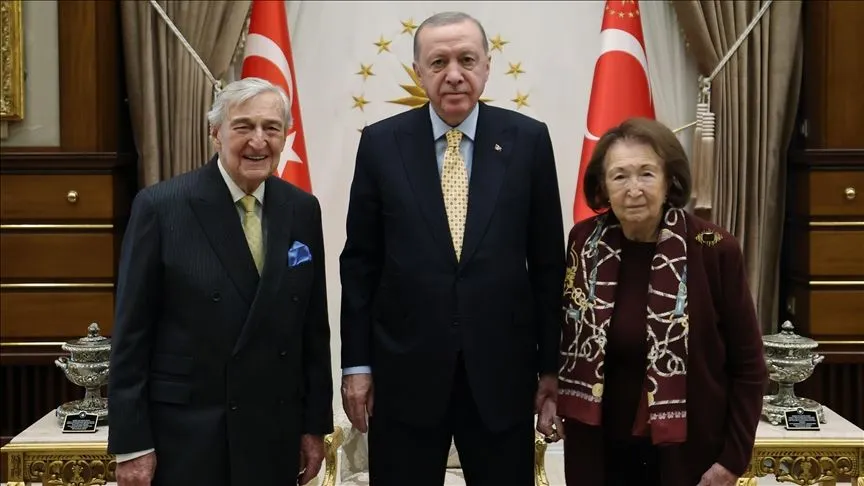 Cumhurbaşkanı Erdoğan, iş insanları Koç ve Arsel'i kabul etti