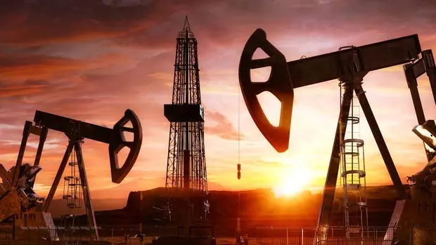 Petrol Çin rafinerisine yaptırım haberleriyle yükseldi