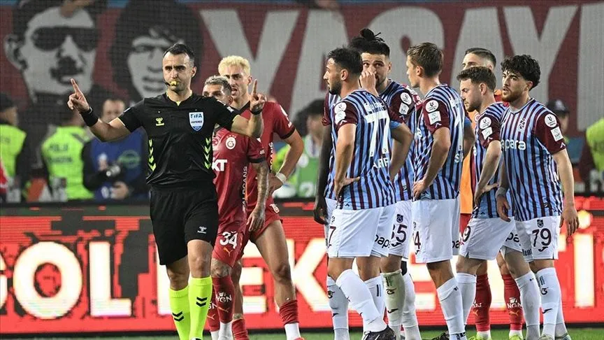 Trabzonspor, hayal kırıklığıyla sezonu tamamladı