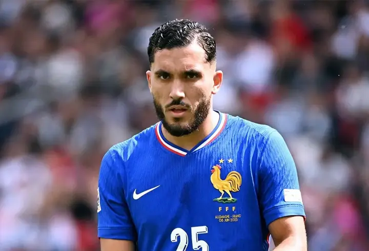 Manchester City, Lyon'un yıldızı Rayan Cherki'yi transfer ediyor!