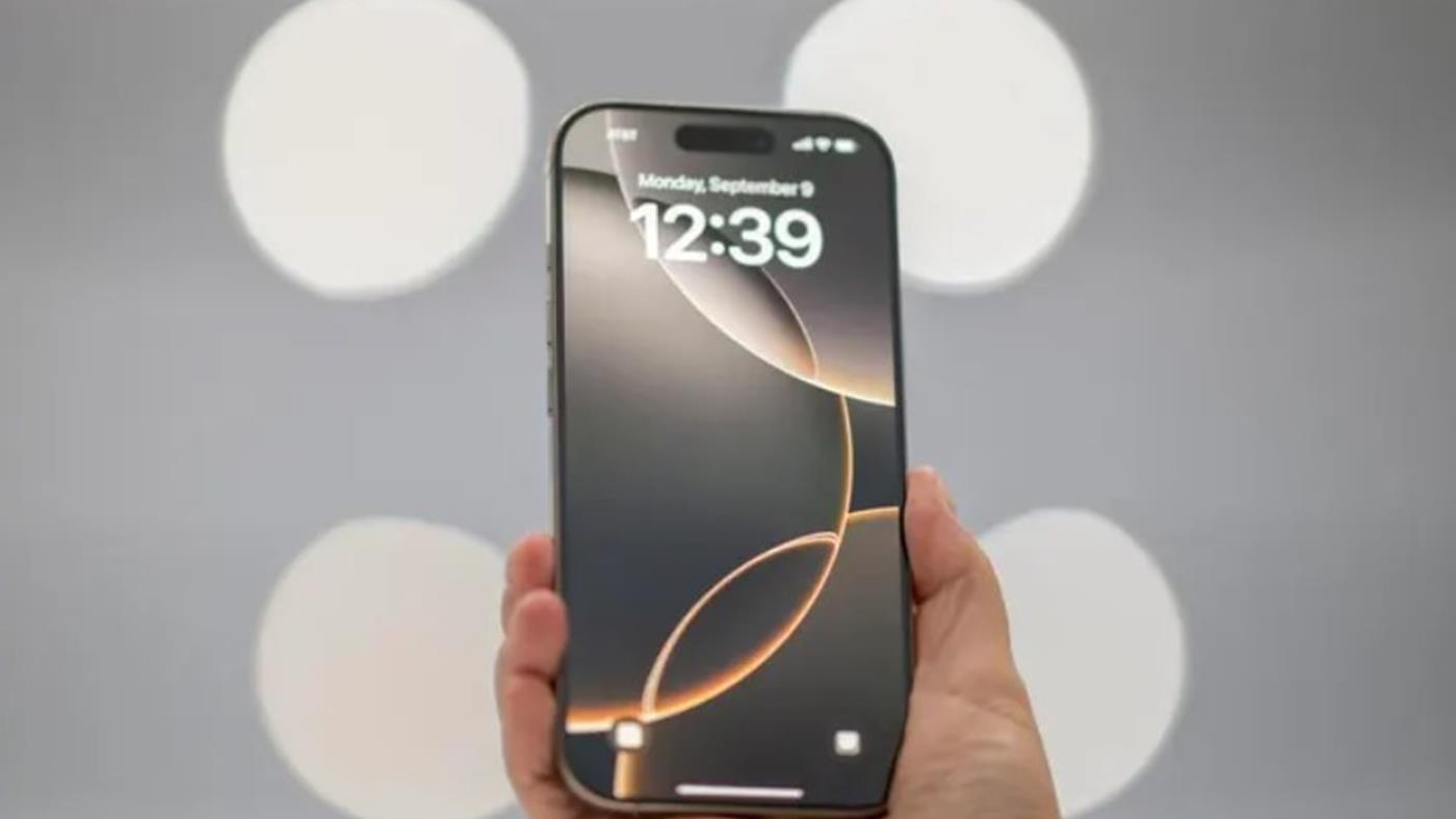 iPhone 17 Air tasarımıyla öne çıkarken pil konusunda sınıfta kalabilir