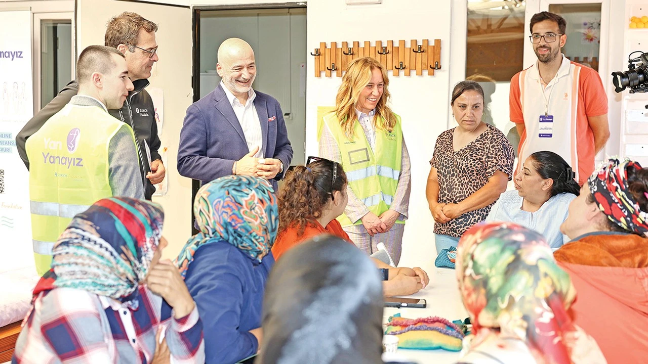 Depremzede kadınlar emekleriyle yeniden hayata katılıyor