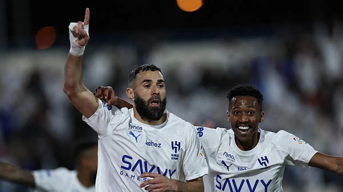 Karim Benzema'dan Al Hilal formasıyla ilk gol!
