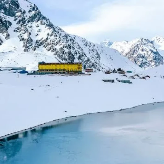 Kayak Merkezinde Çığ Faciası: Çok Sayıda Ölü Ve Yaralı Var