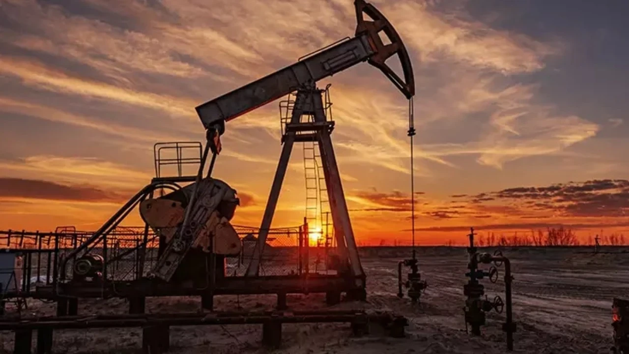 Trump’ın İran çıkışı petrolü uçurdu: 114 doların üzeri görüldü