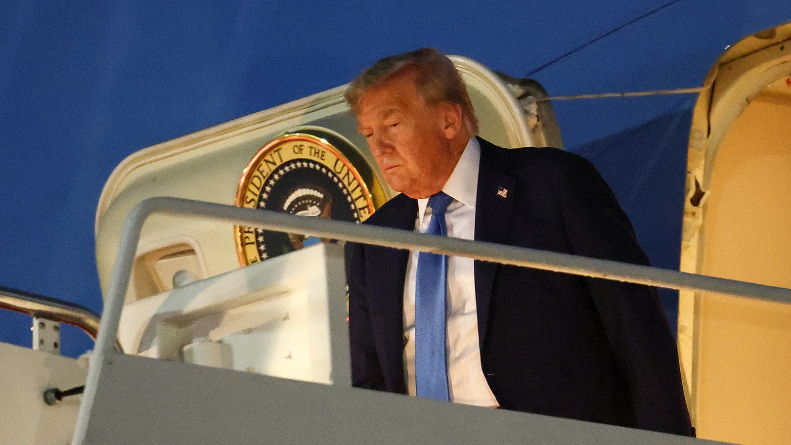 ABD, İran'a saldırılara katılacak mı? Trump'a "Tanrı seni seçti" mesajı