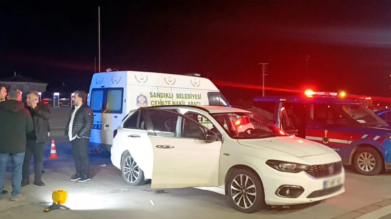 Afyonkarahisar'da sır olay: Park halindeki araçta ölü bulundu