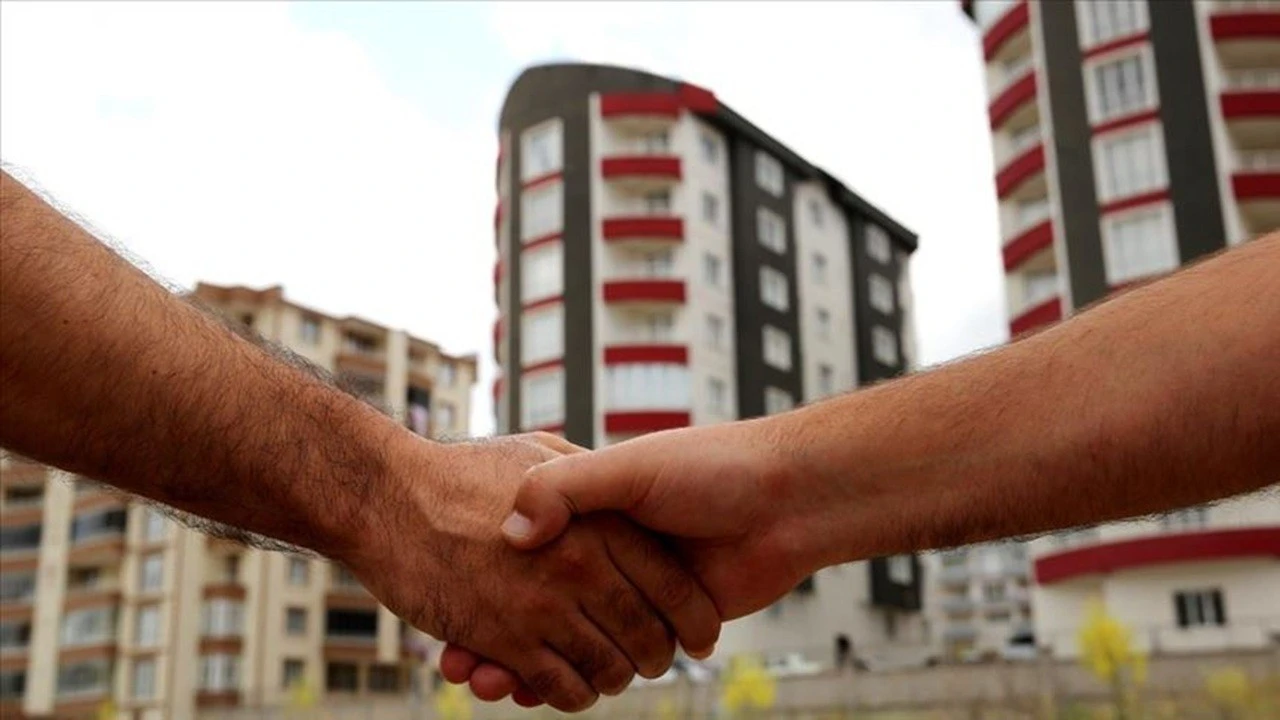 Konut sektörü yüksek faize takıldı: Talep ertelendi, üretim yavaşladı