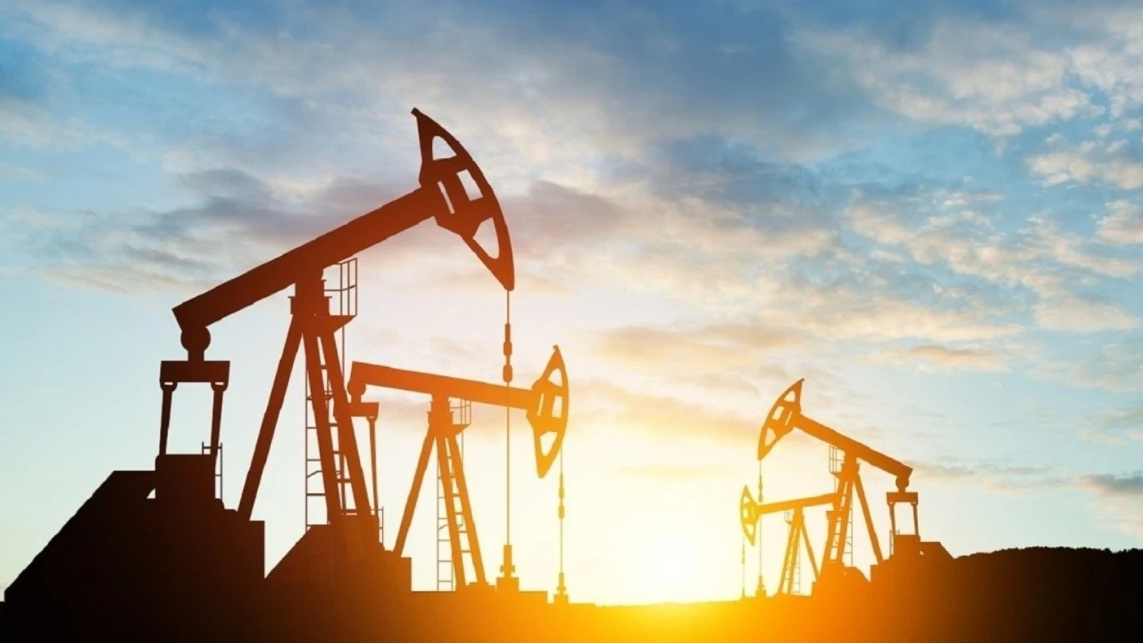 Petrolde sert dalgalanma: Düşüş sonrası yeniden yükseliş