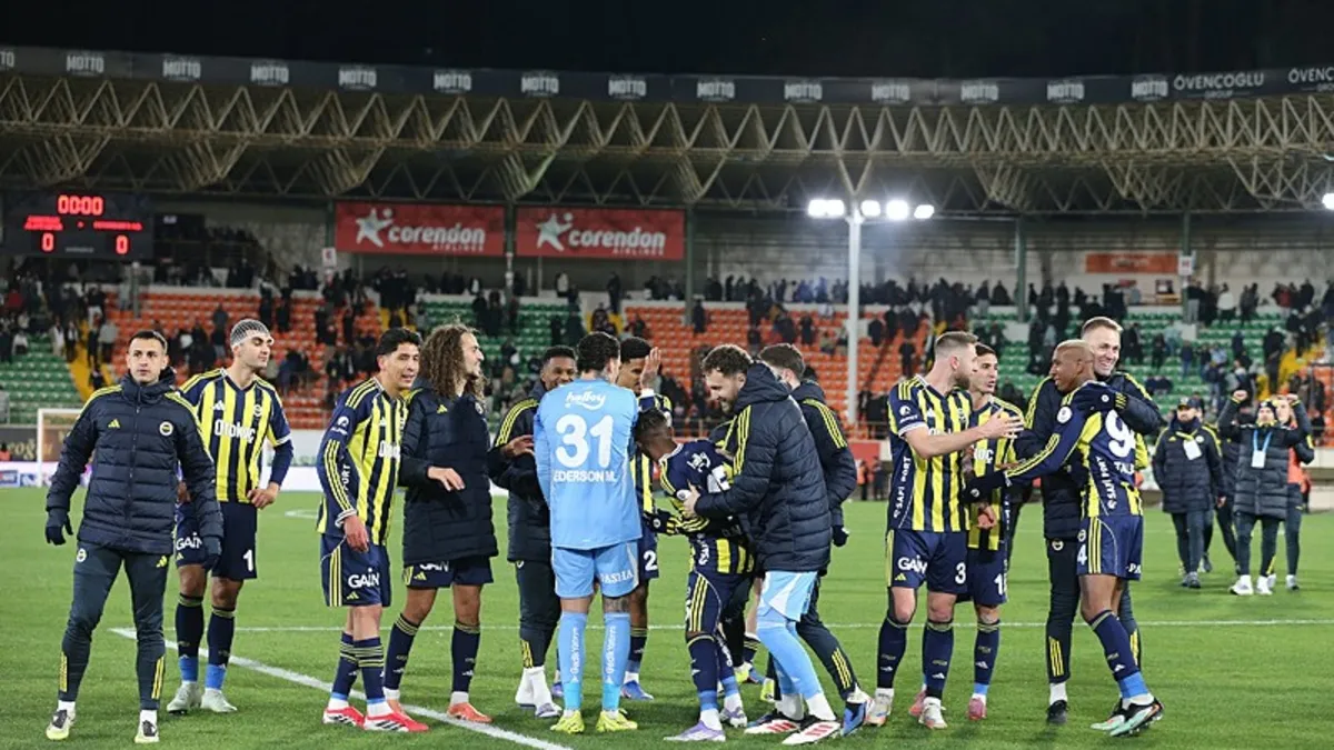 Fenerbahçe olumsuz hava koşulları sebebiyle İstanbul'a dönemedi!