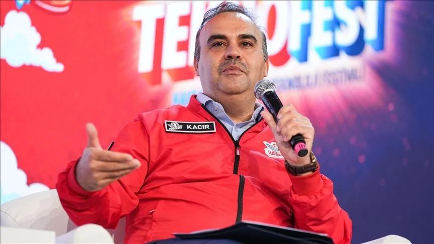 Bakan Kacır, TEKNOFEST İstanbul için geri sayımın sona erdiğini bildirdi