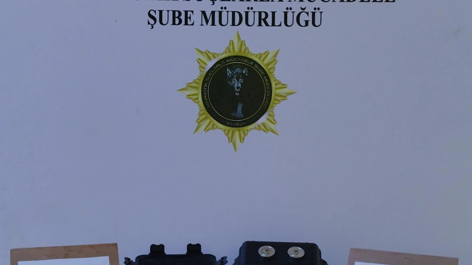 Aracın motoruna gizlenen uyuşturucu "Çakır"ın hassas burnundan kaçmadı