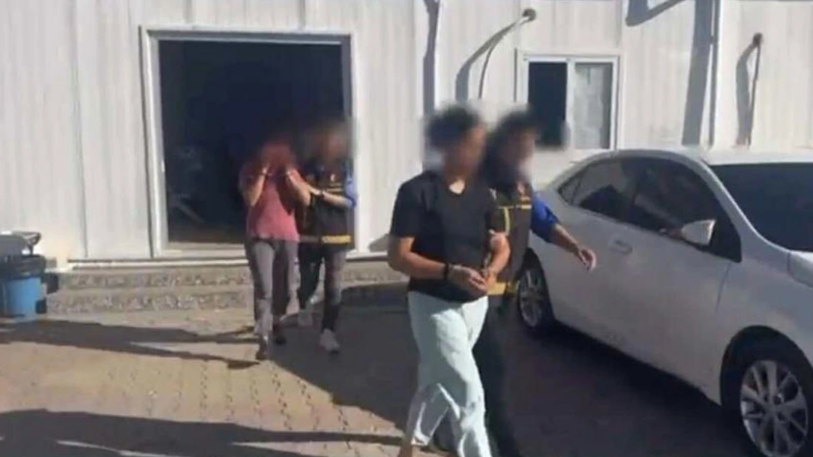 8 yıldır aranan hırsız sahte kimlikle yakalandı