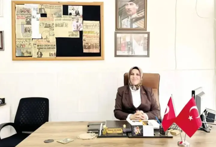 MUHTAR ANA | "Önlüğümü çıkardılar, gelinlik giydirdiler”