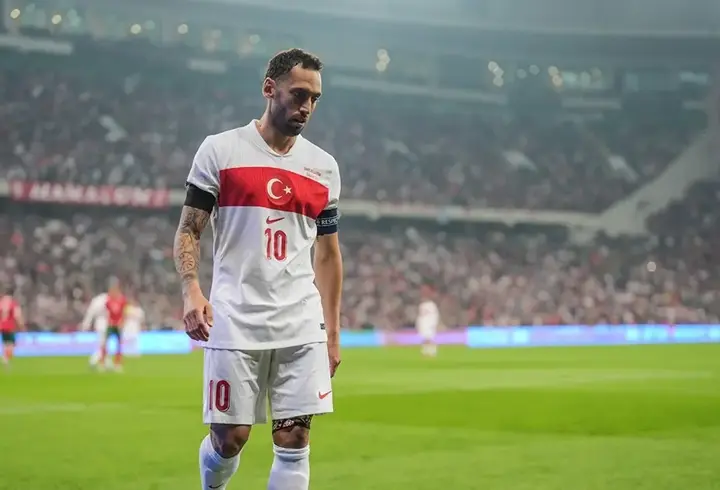 Hakan Çalhanoğlu: Bizim için önemli bir galibiyetti