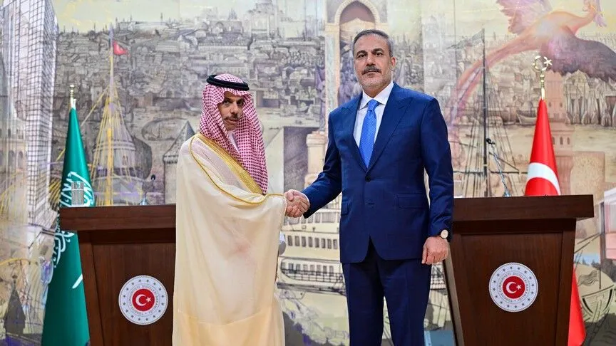 Dışişleri Bakanı Fidan, Suudi Mevkidaşı Bin Ferhan'la Telefonda Görüştü