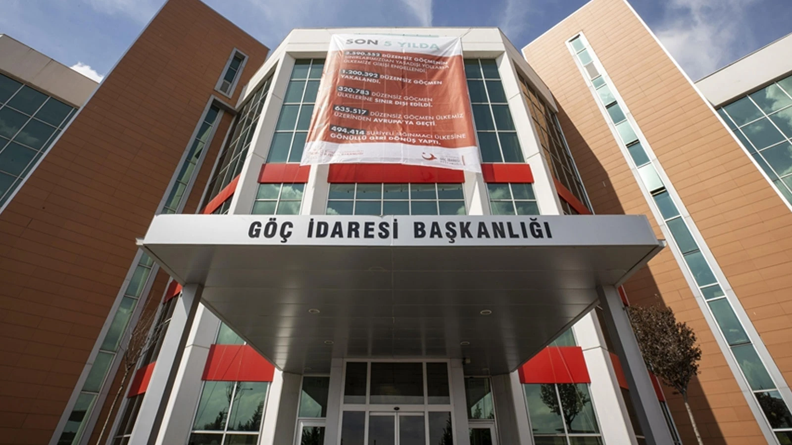 "Türkiye'ye İran'dan göç yaşandığı" iddialarına yanıt