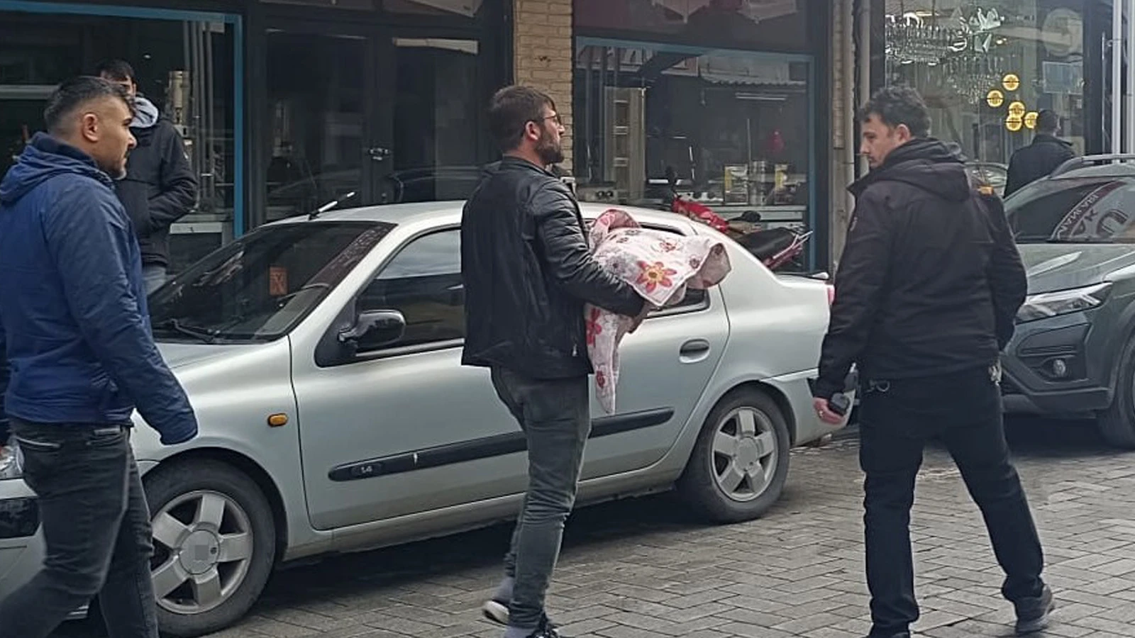 Manisa'da 3 aylık bebek yatağında ölü bulundu