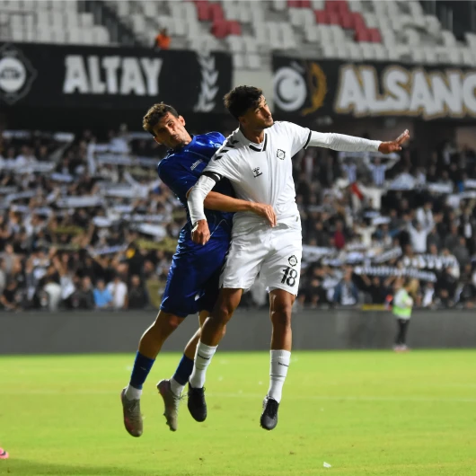 Altay'da Salih'ten Profesyonel İmza