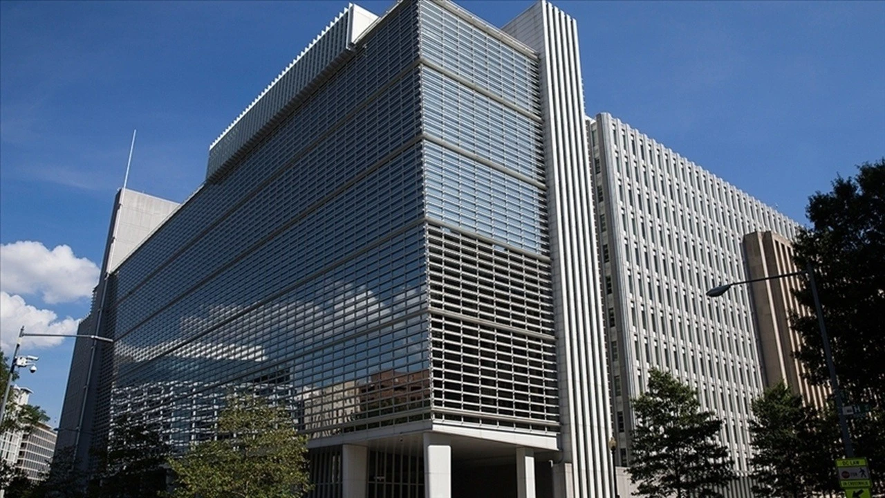 Dünya Bankası'ndan Irak'a 930 milyon dolarlık demiryolu desteği