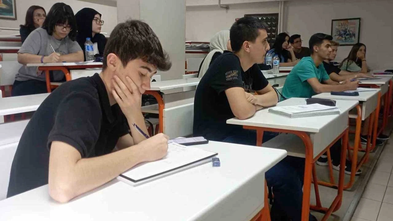 Okullar ne zaman kapanacak? Okullar erken mi kapanacak? Yaz tatili tarihi...