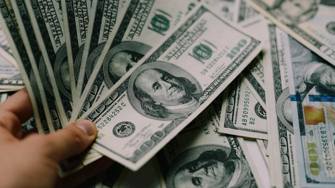 Türkiye’nin kısa vadeli dış borcu 173,5 milyar dolara yükseldi